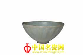 中國名瓷網(wǎng) 南宋龍泉窯碗