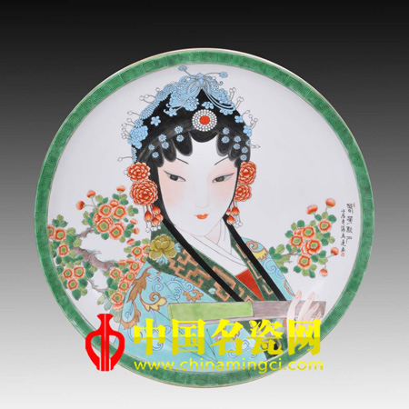 景德鎮(zhèn)陶瓷藝術(shù)家 張萬蓮