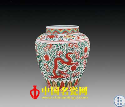 明萬歷 五彩龍紋鏤空罐