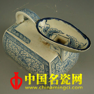 清光緒青花熨斗 中國(guó)名瓷網(wǎng)
