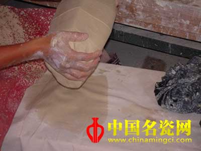 中國名瓷網(wǎng) 景德鎮(zhèn)手工制瓷流程