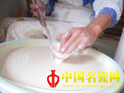 中國(guó)名瓷網(wǎng) 景德鎮(zhèn)手工制瓷流程