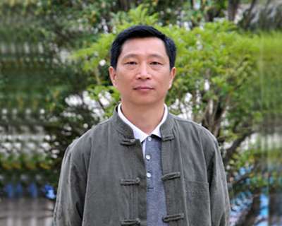 楊霆“沒骨彩”陶瓷藝術(shù)