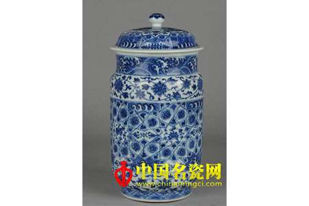 青花冰梅紋壯罐器
