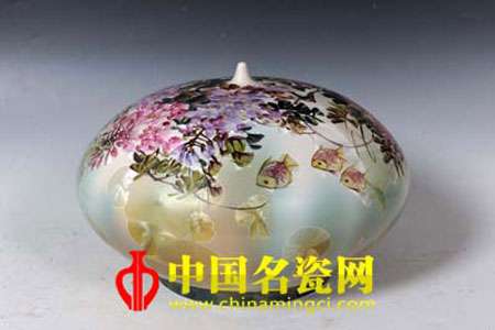 淺談景德鎮(zhèn)傳統(tǒng)藝術(shù)陶瓷的審美特征