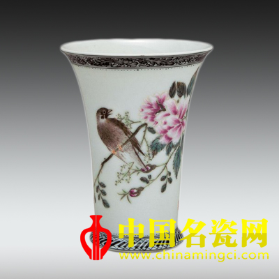 畢伯濤繪粉彩花鳥花插