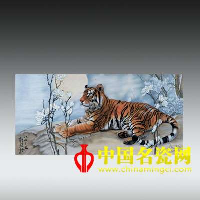 新粉彩“壯心不已”瓷板