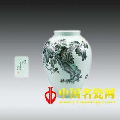 粉彩“清趣圖”瓶