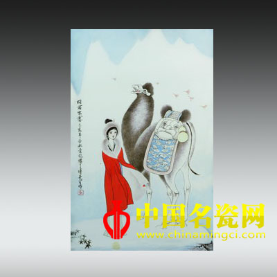 粉彩“昭君出塞”瓷板紅木插屏