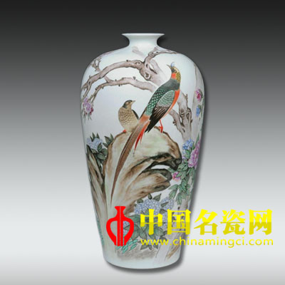 粉彩“錦雞百花”梅瓶