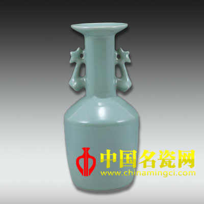 當(dāng)代 仿南宋龍泉青釉雙鳳耳瓶