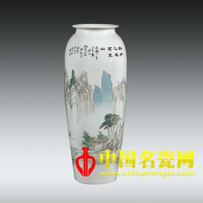 輕舟已過(guò)萬(wàn)重山 淺絳彩詩(shī)景圖紋尊