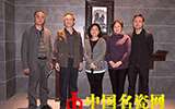 王秋霞老師到訪景德鎮(zhèn)市傳統(tǒng)粉彩瓷研究院