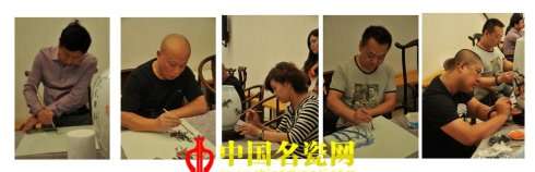 現(xiàn)場青花名家 紙上揮墨也瀟灑