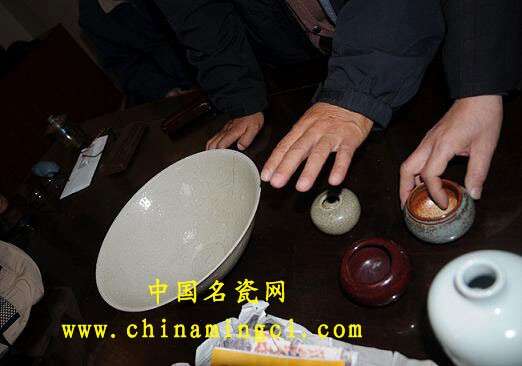 烏克蘭著名畫家阿列娜?亞列梅加女士在景藝軒的那一眸注視
