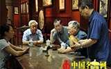 市民拿來瓷罐  鑒定鄧碧珊真跡