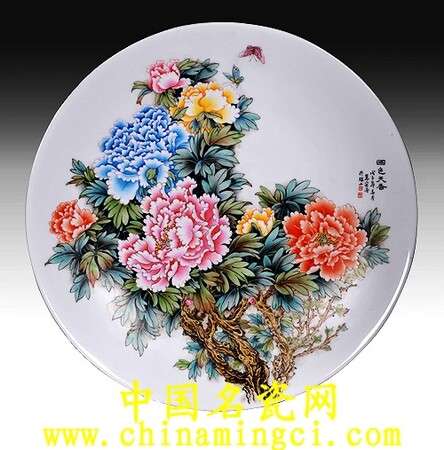 從任慧宏作品看瓷器花鳥畫的留白