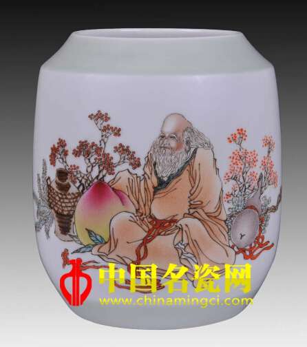 景德鎮(zhèn)旅游熱,游客藏瓷擦亮眼