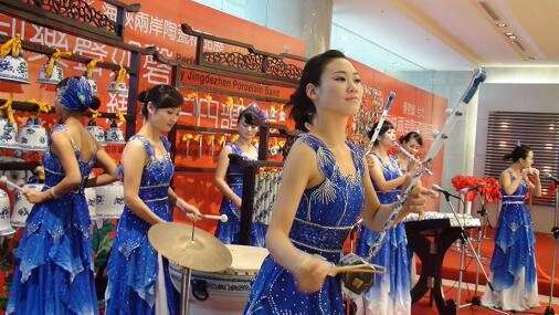 陶瓷藝術(shù)和音樂(lè)舞蹈的完美回響