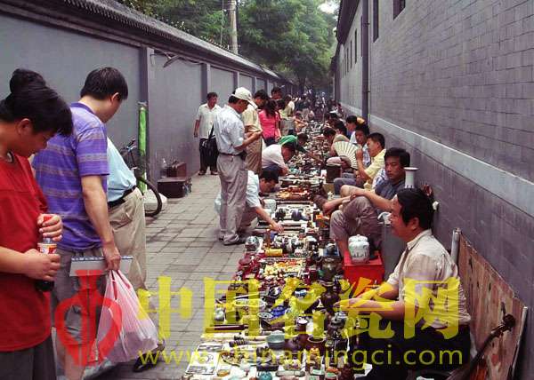 景德鎮(zhèn)陶瓷收藏——看藝術(shù)，莫看頭銜