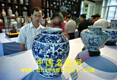 藏友棄遠(yuǎn)求近 現(xiàn)當(dāng)代名家名瓷深受青睞
