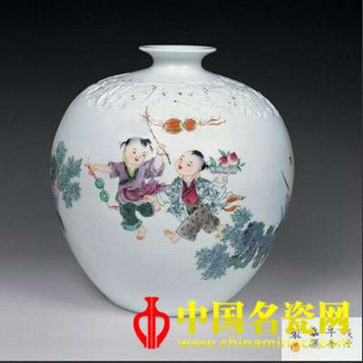 李磊穎 推車進(jìn)寶 粉彩瓷瓶
