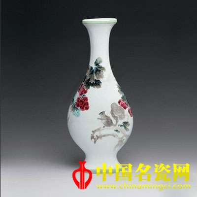 王恩懷 碩果 粉彩瓷瓶
