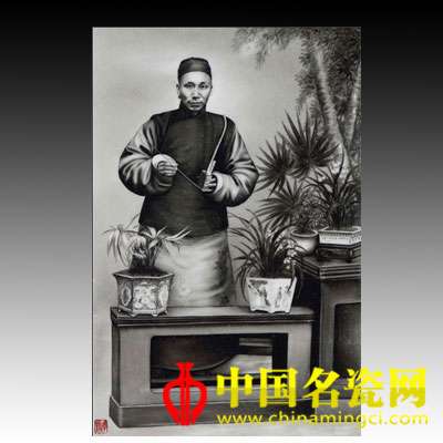 章鑒 墨彩人物肖像瓷板