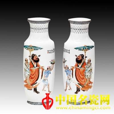 萬云巖 粉彩獻壽圖瓶 （一對）