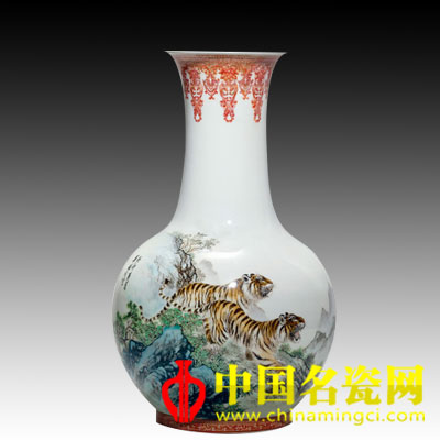 畢淵明 粉彩雙虎攬勝圖瓶