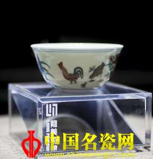上海龍美術(shù)館展出2.8億港元天價斗彩雞缸杯