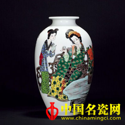 陳淑娟 古彩《仕女多麗圖》瓶