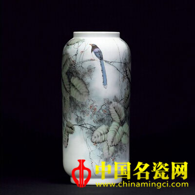  戚培才 新彩花鳥圖瓷瓶
