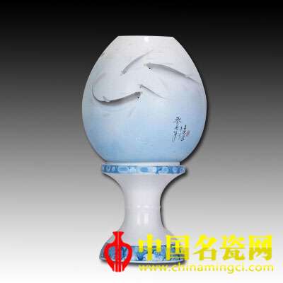 陳慶長 新彩魚戲圖薄胎皮燈