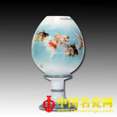 章鑒 釉上彩《麗影斑斕》薄胎皮燈