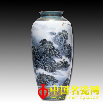 張松茂 粉彩藍釉描金《仙山佛海》瓶