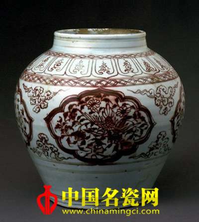 武漢驚現(xiàn)元代釉里紅和青花瓷罐珍品