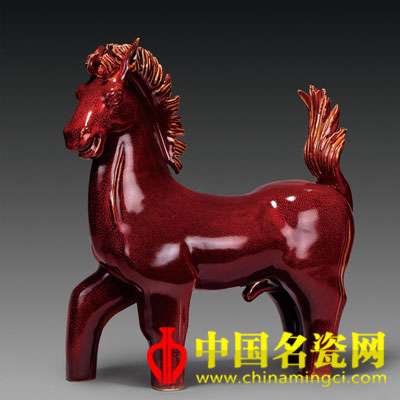 周國(guó)楨 馬踏雄風(fēng) 雕塑瓷