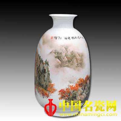 唐自強(qiáng) 新彩“依山傍水風(fēng)光好”瓶