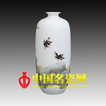 鳥鳴凝白霜
