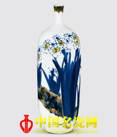 涂翼報“凌波仙子”青花色釉瓷瓶 