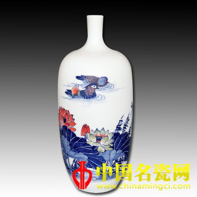 劉升輝 青花五彩 荷塘情趣 瓷瓶