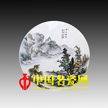《湖山春色》圓板