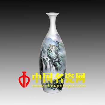 雨后飛瀑