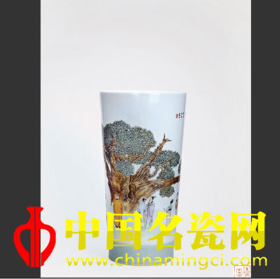 王秋霞 粉彩山寺月中尋桂子圖瓶