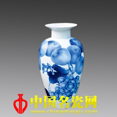 吳志輝 佳果 青花瓷瓶