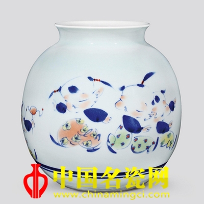  吳蘭芳 童趣·青花斗彩瓷瓶