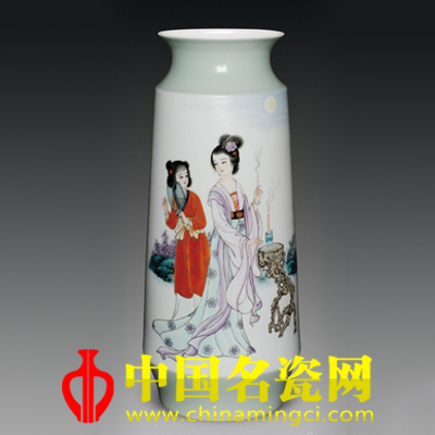 李映華 粉彩《貂蟬拜月》瓷瓶 