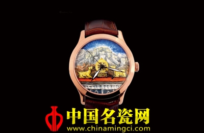 解強(qiáng):在苦難中迸發(fā)靈感