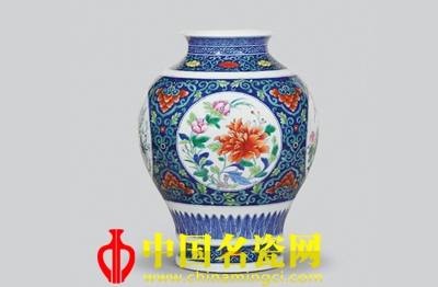 龔華的青花斗彩藝術(shù)道路